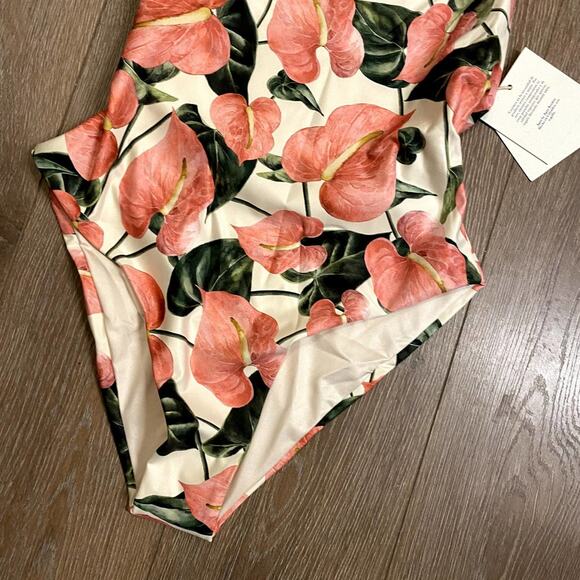 AGUA BENDITA Fresa Floral One Shoulder Swimsuit - Picture 8 of 10